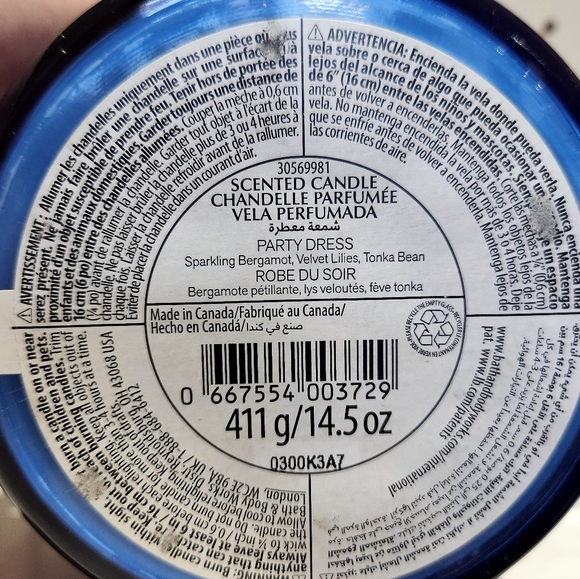Party Dress  3 Wick Candle by Bath and Body Works RARE DISCONTINUED - Picture 3 of 3